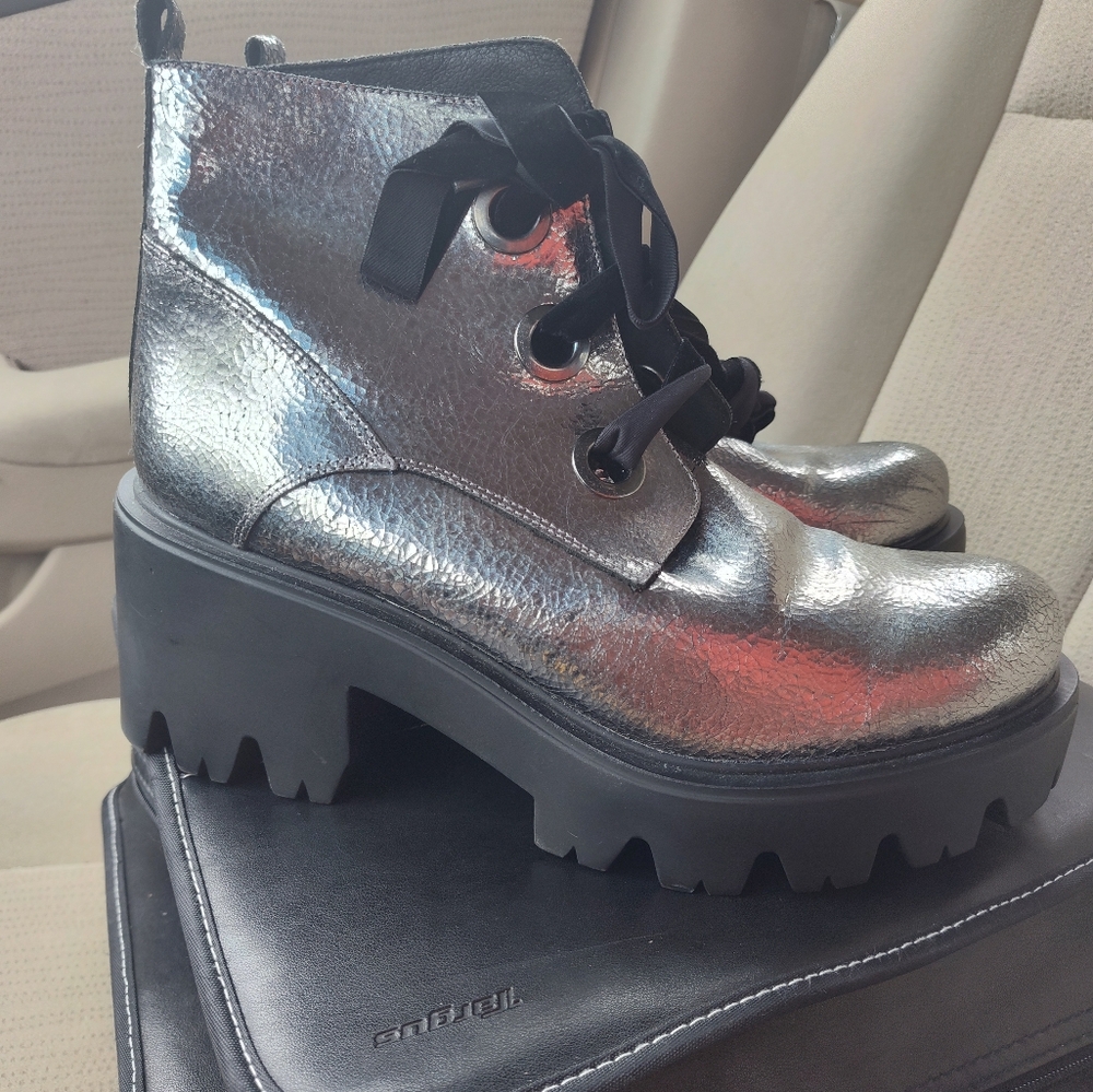 Ladies shoes - Picture 2 of 9
